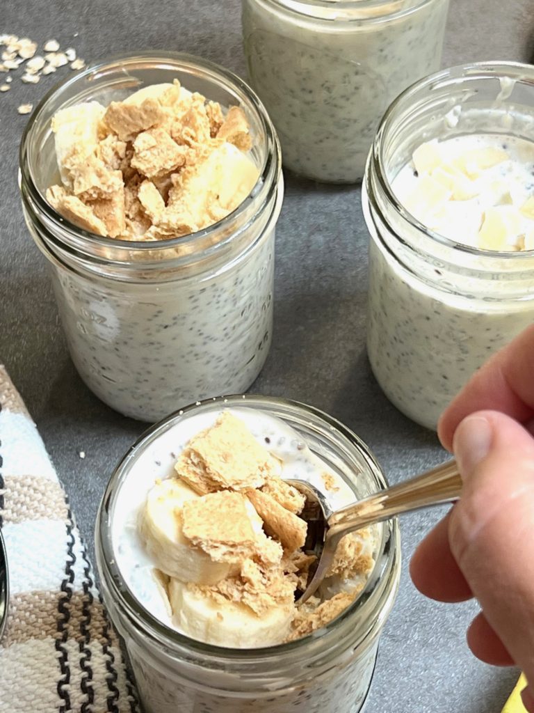 Overnight oats toppings